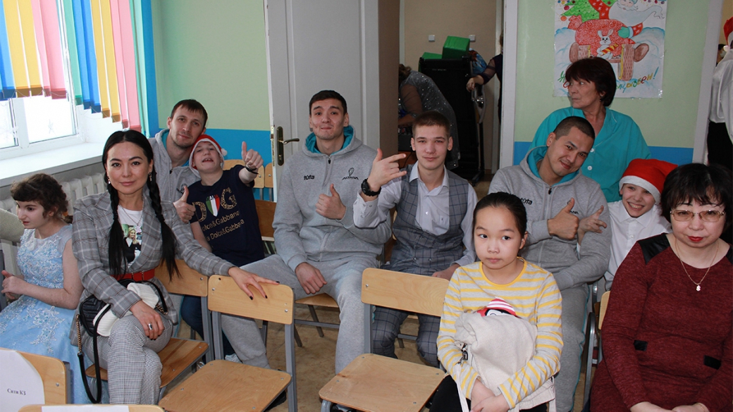 Basketball players of «Astana» visited «Nurly Zhurek» Social Service Center